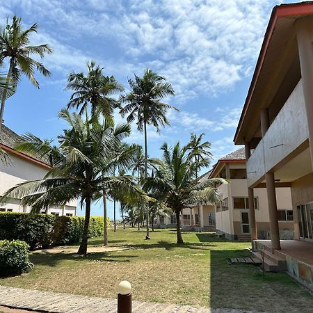 Elmina Bay Resort Extérieur photo