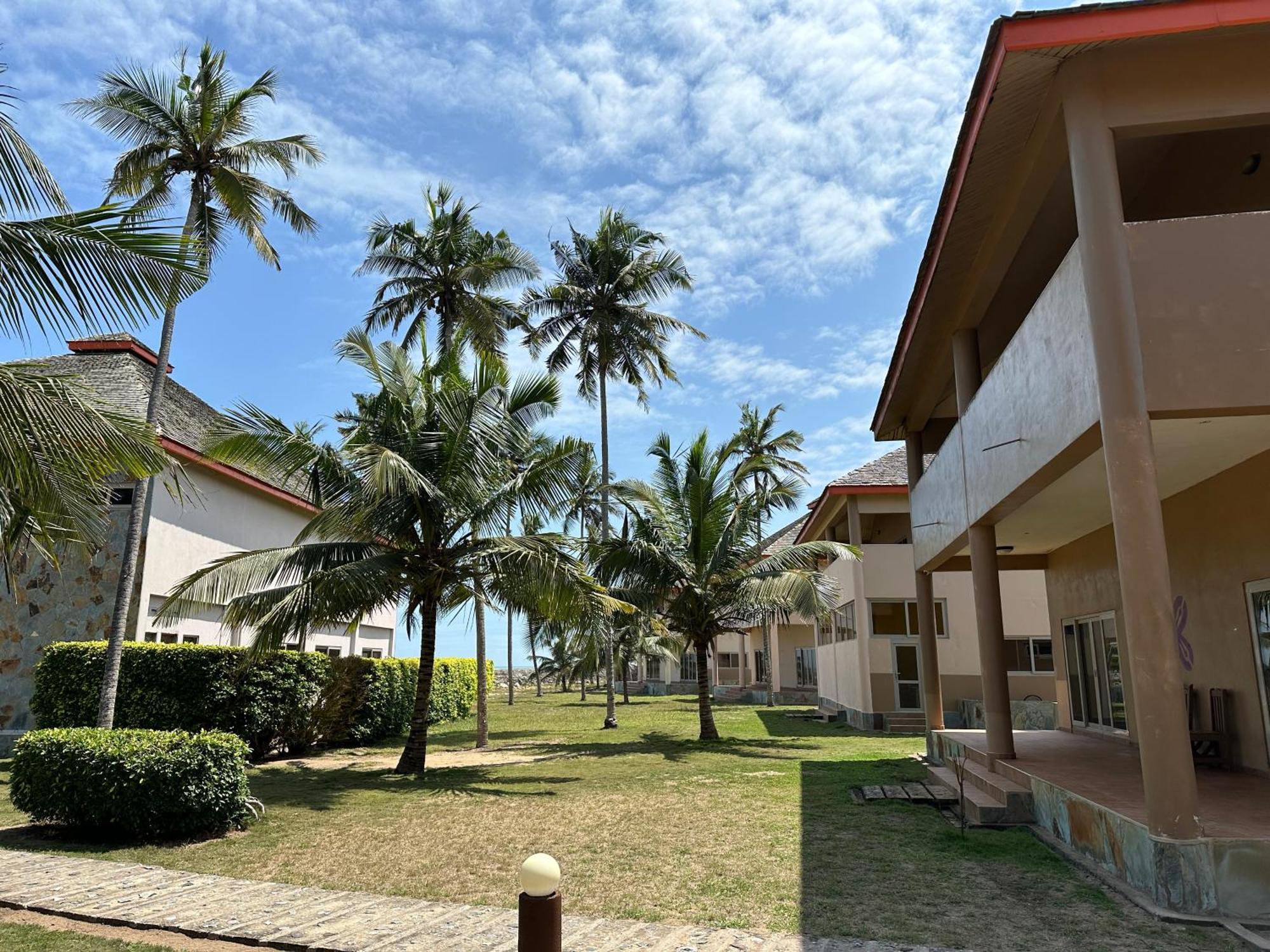 Elmina Bay Resort Extérieur photo