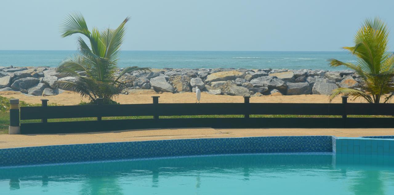 Elmina Bay Resort Extérieur photo