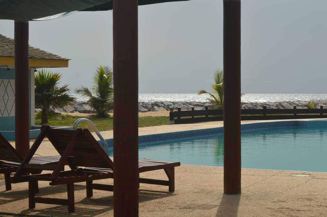Elmina Bay Resort Extérieur photo