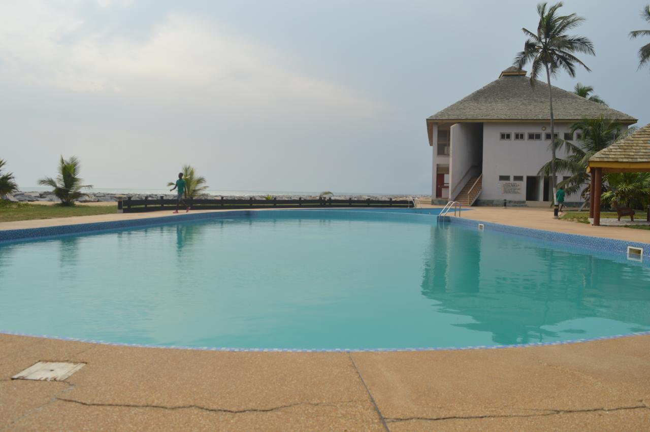 Elmina Bay Resort Extérieur photo