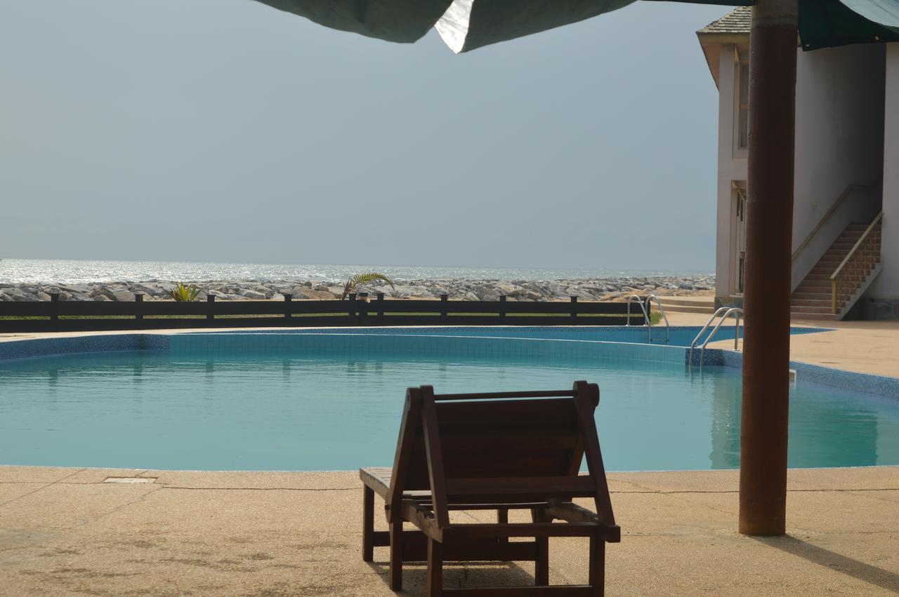 Elmina Bay Resort Extérieur photo